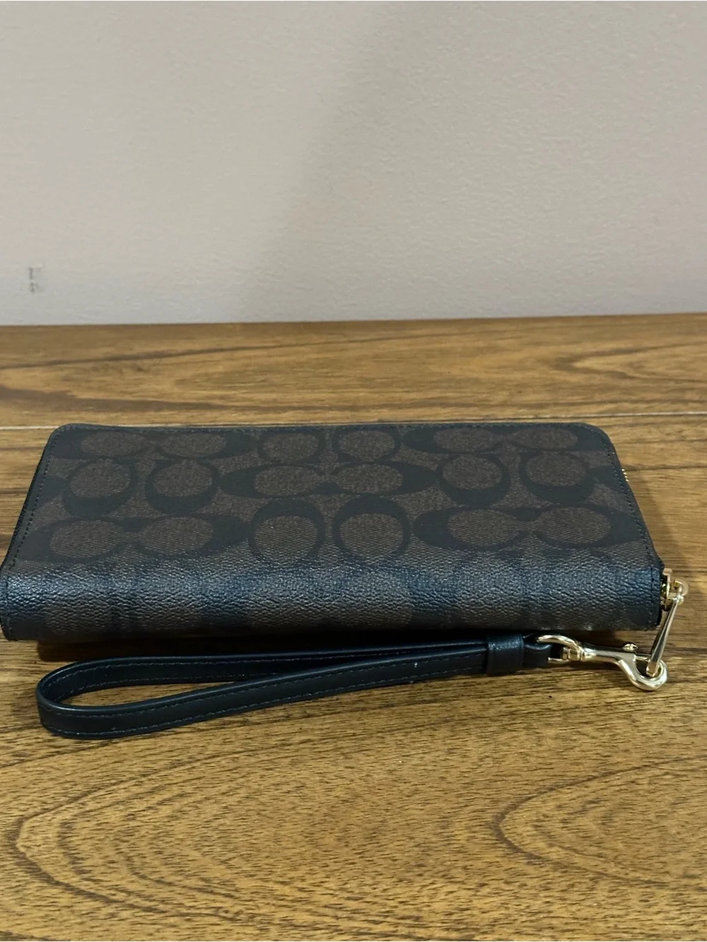 Coach Wallet - Picture 3 of 4